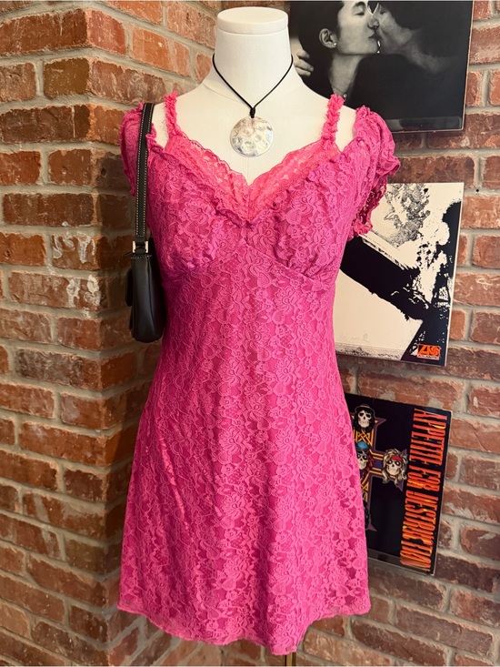 Forever 21 Dresses & Skirts - vintage layered pink lace babydoll dress